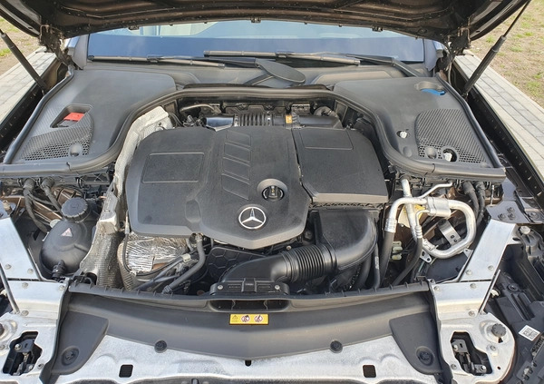 Mercedes-Benz Klasa E cena 139999 przebieg: 248000, rok produkcji 2017 z Biała małe 667